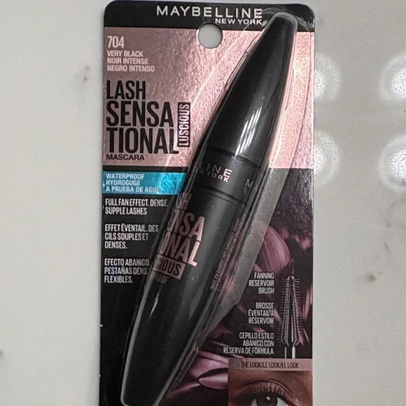 Makeup Bundle - Picture 2 of 5